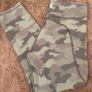 Lululemon Athletica Invigorate